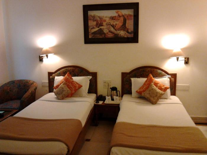 ג'איפור Hotel Diana Palace מראה חיצוני תמונה